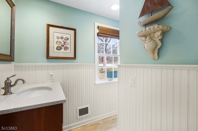 42 Washington Valley Rd, Mendham Twp., NJ 07960