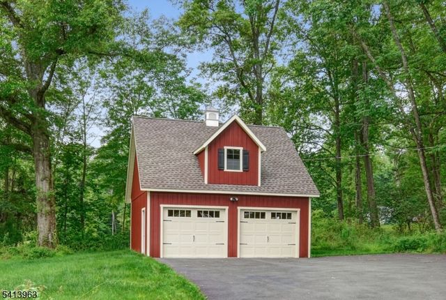 42 Washington Valley Rd, Mendham Twp., NJ 07960