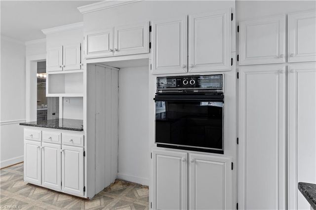 3116 Burkeshore Road, Winston-salem, NC 27106