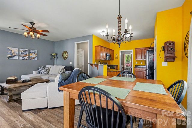 6711 Tanners Creek Drive, Huntersville, NC 28078