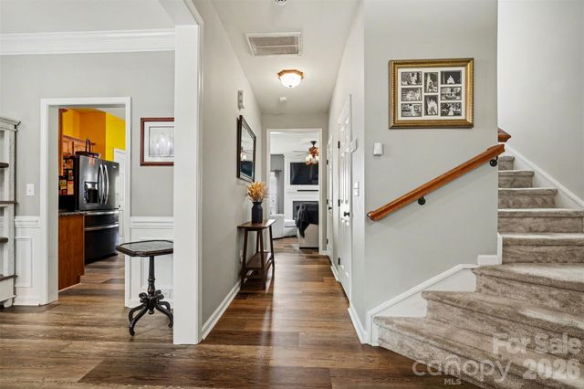 6711 Tanners Creek Drive, Huntersville, NC 28078