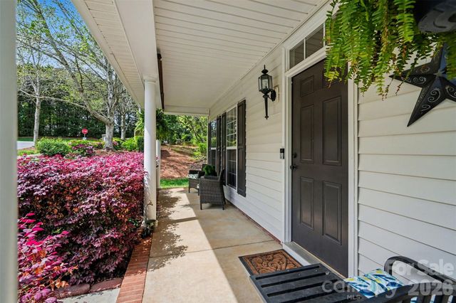 6711 Tanners Creek Drive, Huntersville, NC 28078