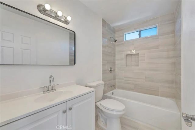 609 E Phillips, Pomona, CA 91766