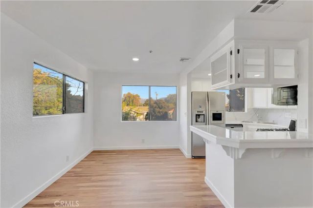 609 E Phillips, Pomona, CA 91766