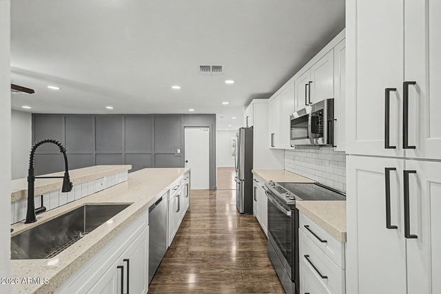 11430 N 37TH Avenue, Phoenix, AZ 85029