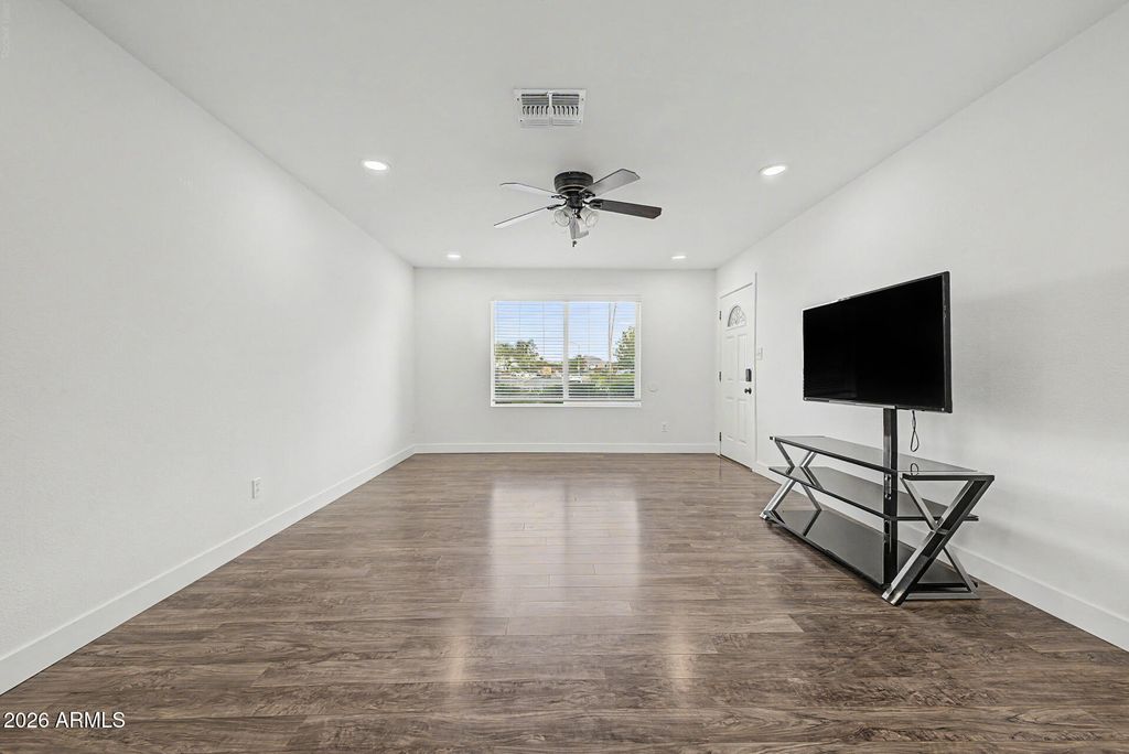 11430 N 37TH Avenue, Phoenix, AZ 85029 — photo 4