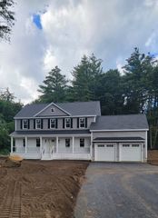 80A Hampstead St, Methuen, MA 01844