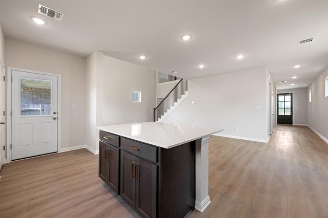 321 Possumhaw LN, San Marcos, TX 78666