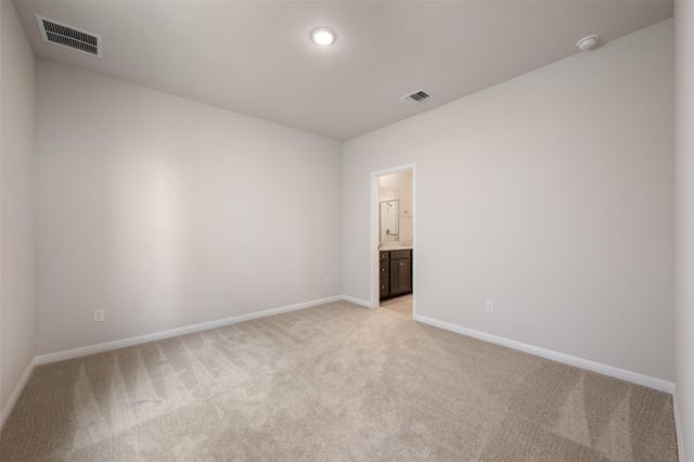 321 Possumhaw LN, San Marcos, TX 78666