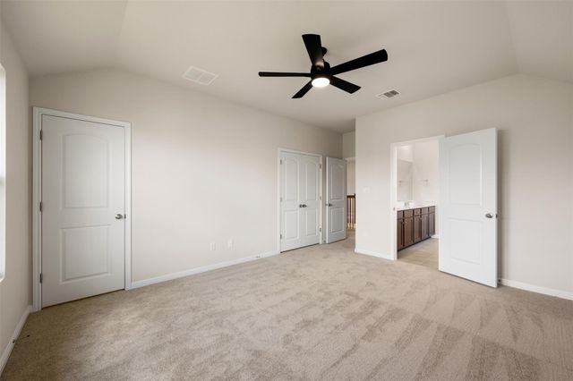 321 Possumhaw LN, San Marcos, TX 78666