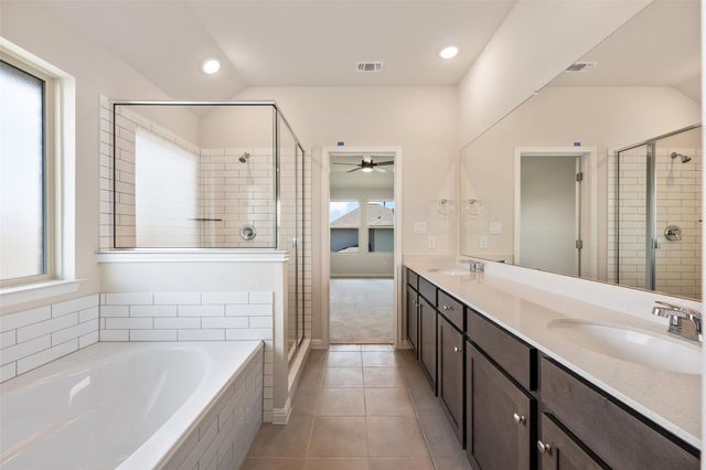 321 Possumhaw LN, San Marcos, TX 78666