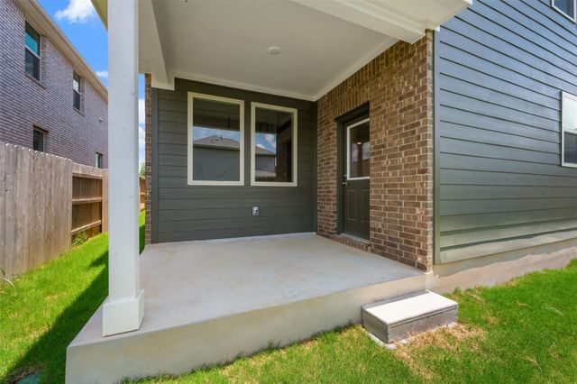321 Possumhaw LN, San Marcos, TX 78666