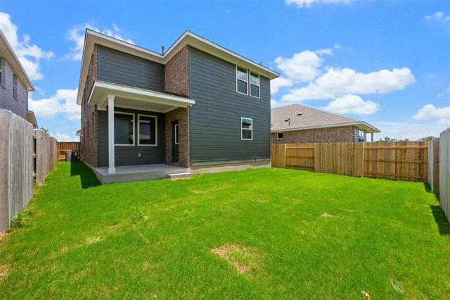 321 Possumhaw LN, San Marcos, TX 78666