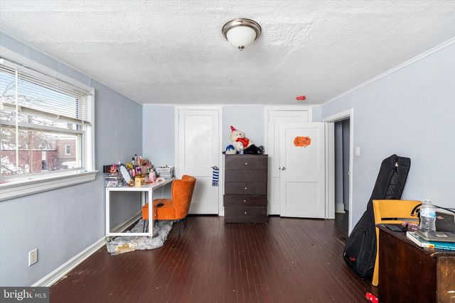 6-8 S GREENWOOD AVE, Hopewell, NJ 08525