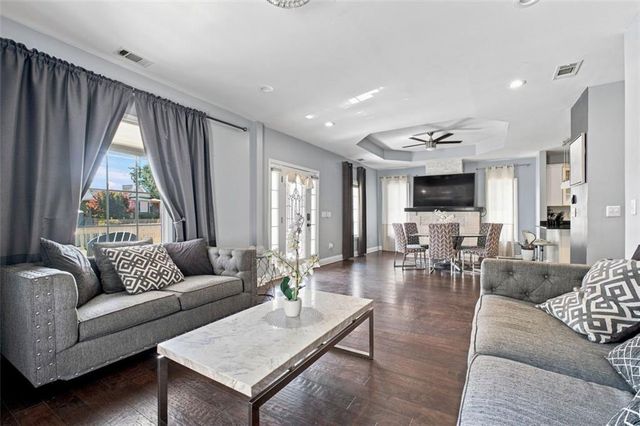 964 Mayson Turner Road NW, Atlanta, GA 30314