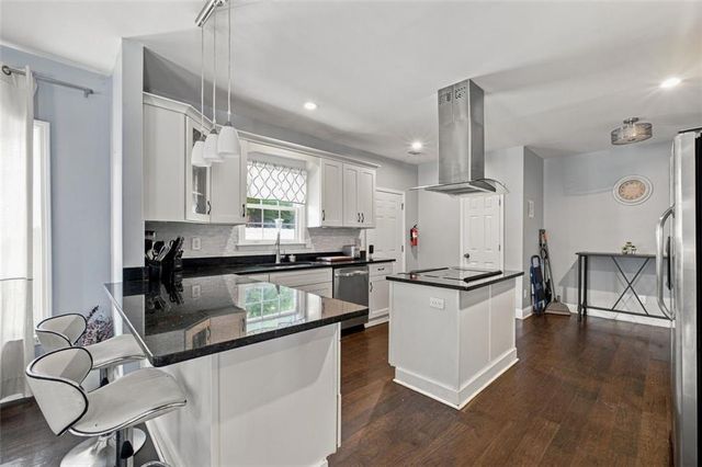 964 Mayson Turner Road NW, Atlanta, GA 30314