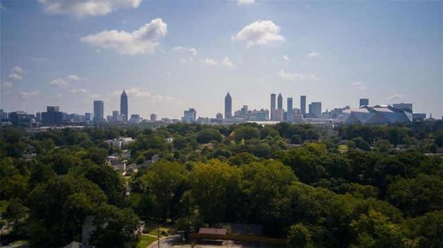 964 Mayson Turner Road NW, Atlanta, GA 30314