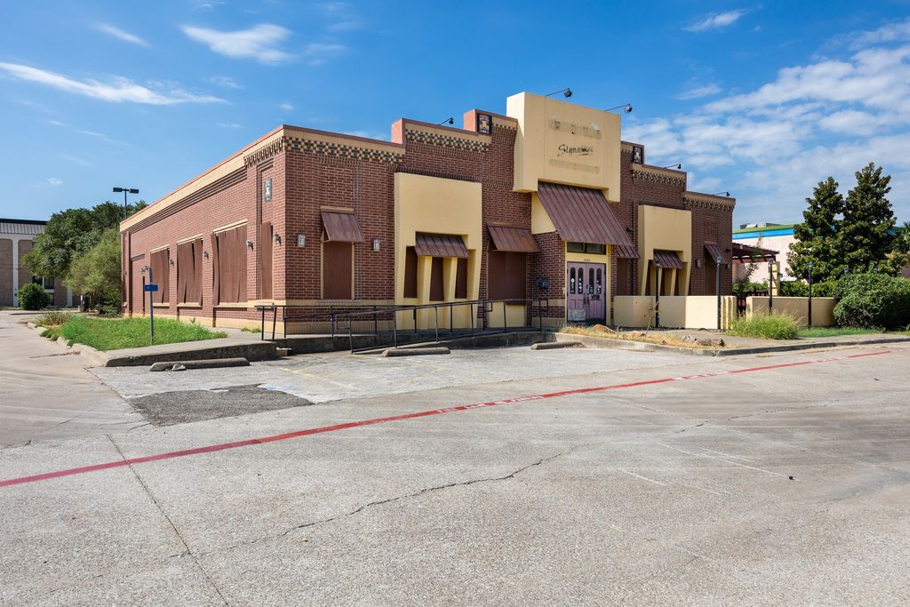 4460 Belt Line Road, Addison, TX 75001 — exterior
