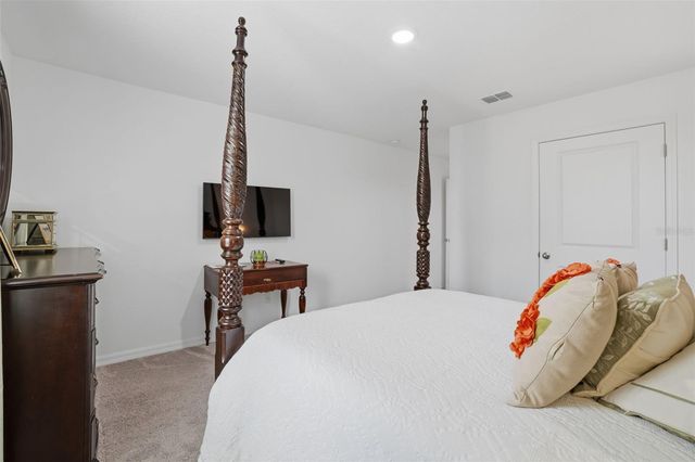 720 SPLIT HOOF DRIVE, St Cloud, FL 34771