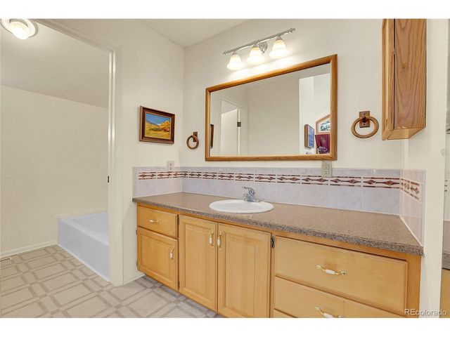 7275 Quartz St, Arvada, CO 80007