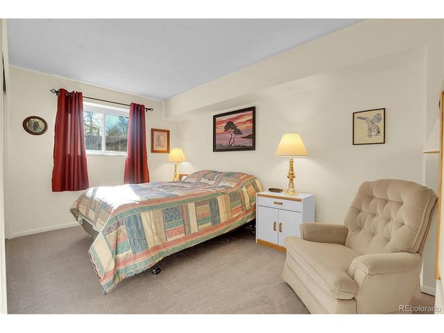 7275 Quartz St, Arvada, CO 80007