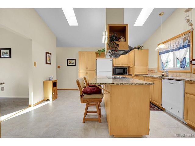 7275 Quartz St, Arvada, CO 80007