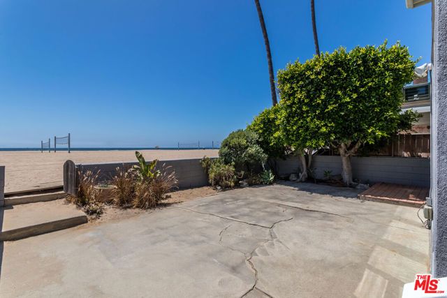 7045 Trolleyway, Playa Del Rey (los Angeles), CA 90293
