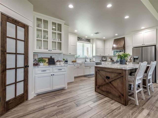 43512 E 45TH Street, Shawnee, OK 74804