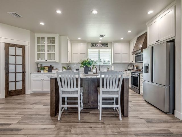 43512 E 45TH Street, Shawnee, OK 74804