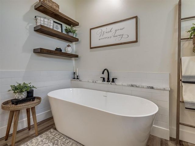 43512 E 45TH Street, Shawnee, OK 74804