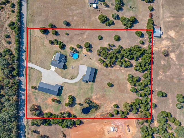 43512 E 45TH Street, Shawnee, OK 74804