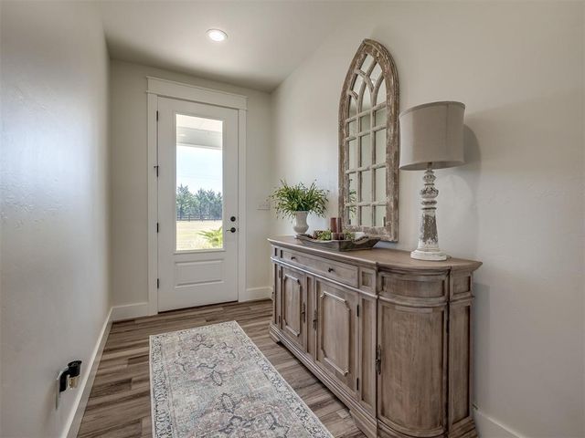 43512 E 45TH Street, Shawnee, OK 74804