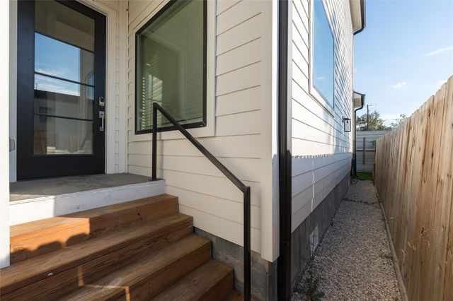 410 E 41st Street, Houston, TX 77022