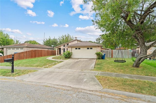 11634 Cripple Creek Dr, Corpus Christi, TX 78410