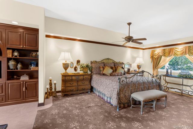 14 Jane Drive, Old Bethpage, NY 11804