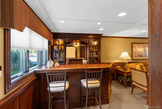 14 Jane Drive, Old Bethpage, NY 11804