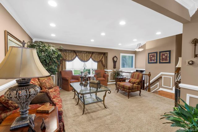 14 Jane Drive, Old Bethpage, NY 11804