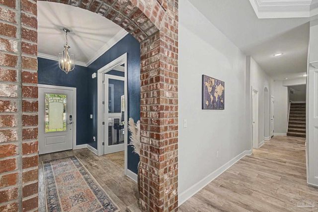 1430 E Shores Blvd, Gulf Breeze, FL 32563