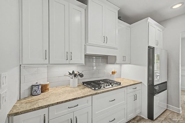 1430 E Shores Blvd, Gulf Breeze, FL 32563