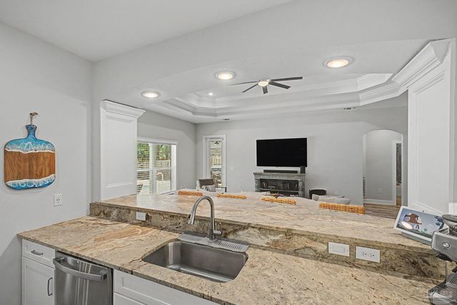 1430 E Shores Blvd, Gulf Breeze, FL 32563