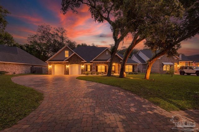 1430 E Shores Blvd, Gulf Breeze, FL 32563