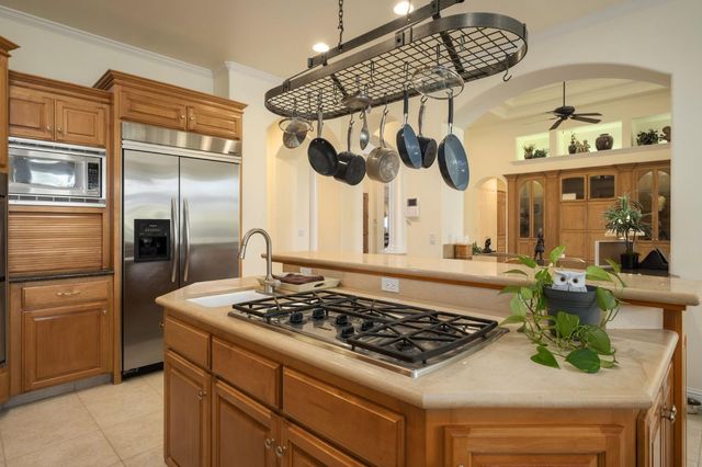 3386 E Via Monte Verdi Avenue, Clovis, CA 93619