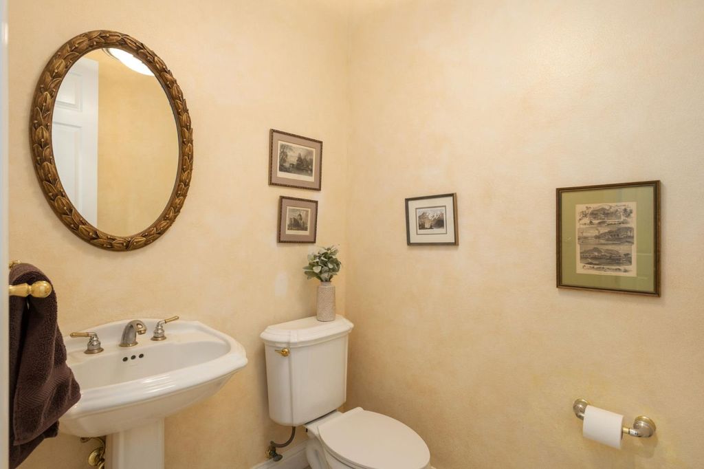 Image 35 of property listing at 3386 E Via Monte Verdi Avenue, Clovis, CA 93619