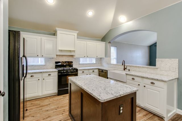 4516 Highridge Drive, The Colony, TX 75056