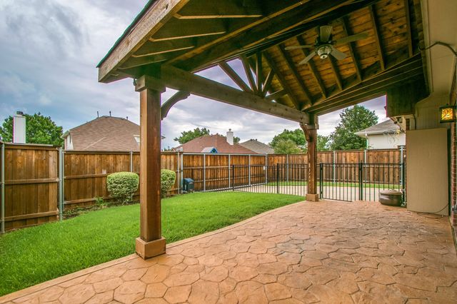 4516 Highridge Drive, The Colony, TX 75056