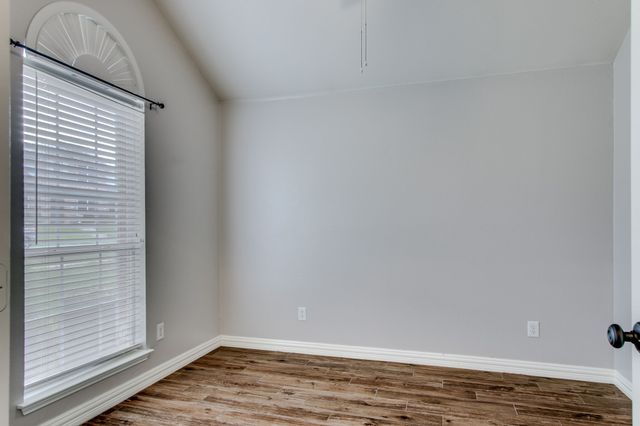 4516 Highridge Drive, The Colony, TX 75056