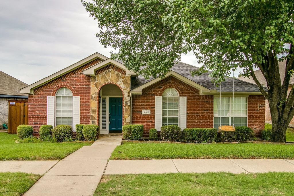 4516 Highridge Drive, The Colony, TX 75056