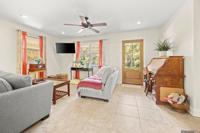 21469 Forrest Ln, Ponchatoula, LA 70454