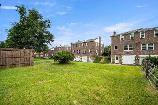 4816 WOODLAND AVE, Drexel Hill, PA 19026