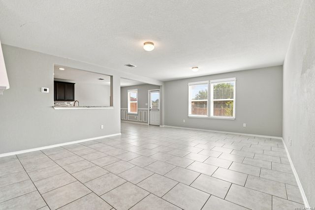 9614 Silver Mist Way, San Antonio, TX 78254